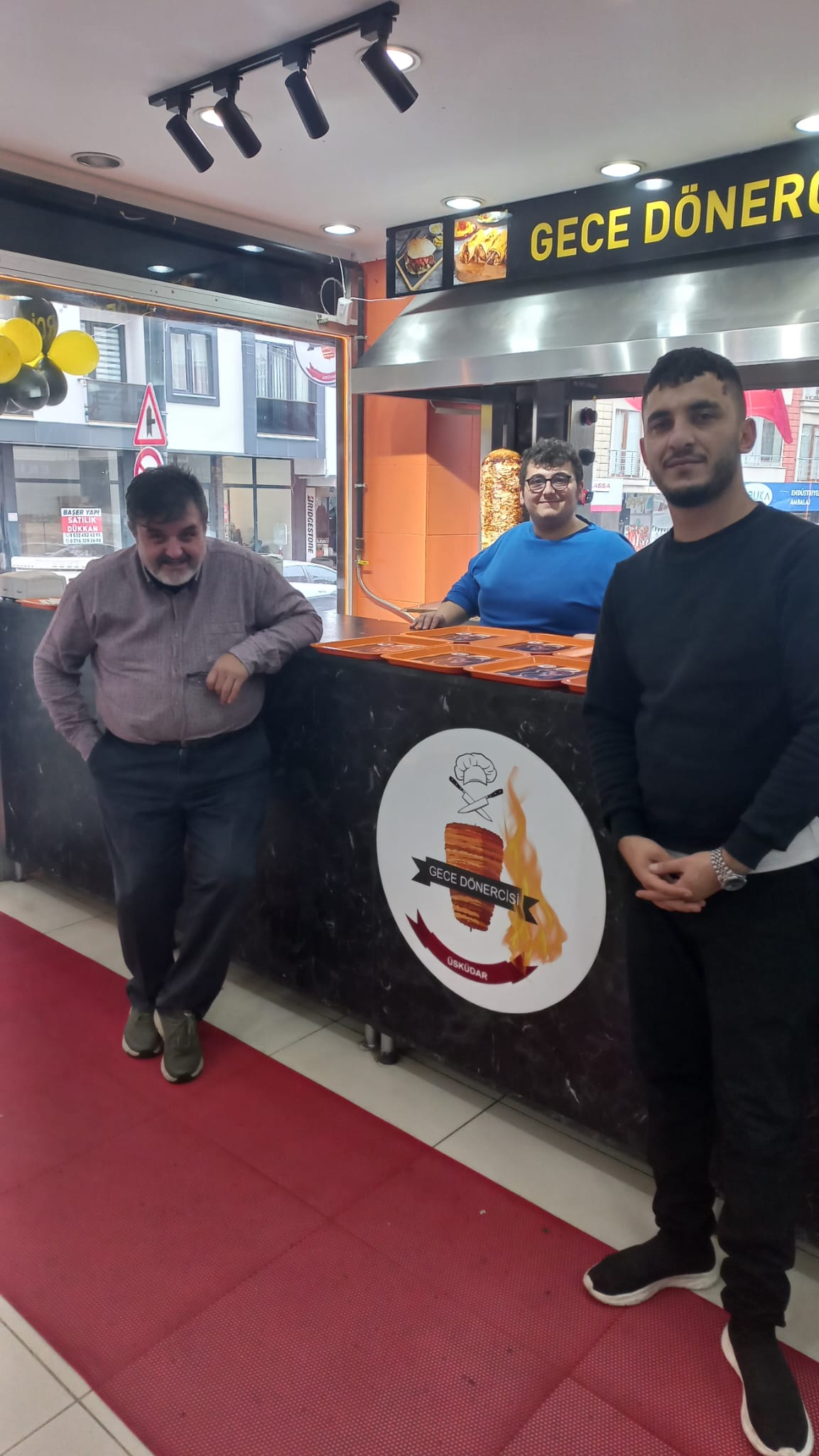 Gece Dönercisi Üsküdar'da Hizmete Başladı